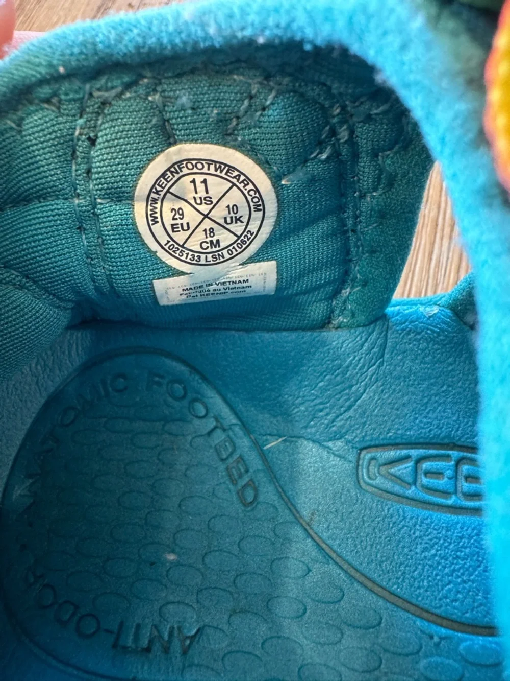 KEEN Kids' Rainbow Hydro Sandal - Teal Multicolor Size 11